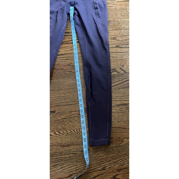 Lululemon women’s high rise leggings size 6 dark purple - Picture 6 of 7